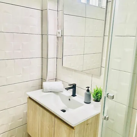 아파트 Casa Beira Mar Steps From The In *