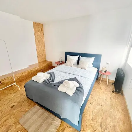 Casa Beira Mar Steps From The In Nazare