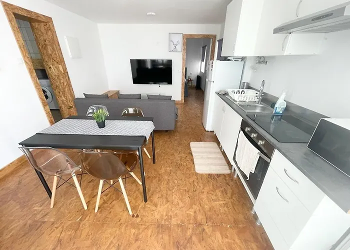 Casa Beira Mar Steps From The In ナザレ